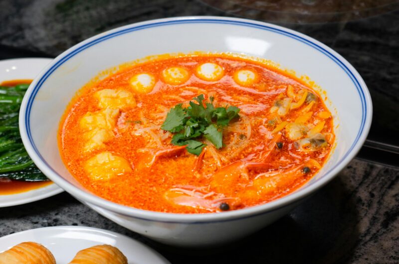 Kaeng Som (Sour Orange Curry)