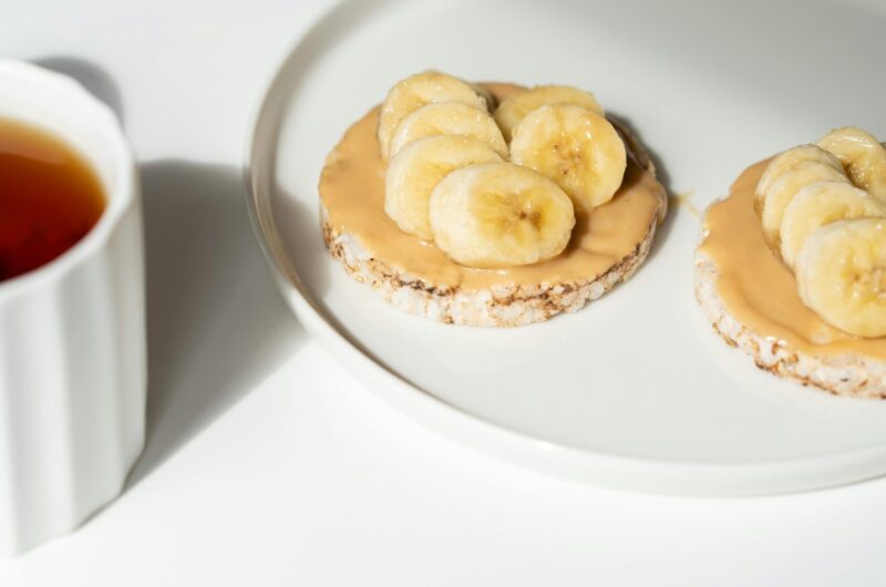Peanut Butter Banana Rice Cakes