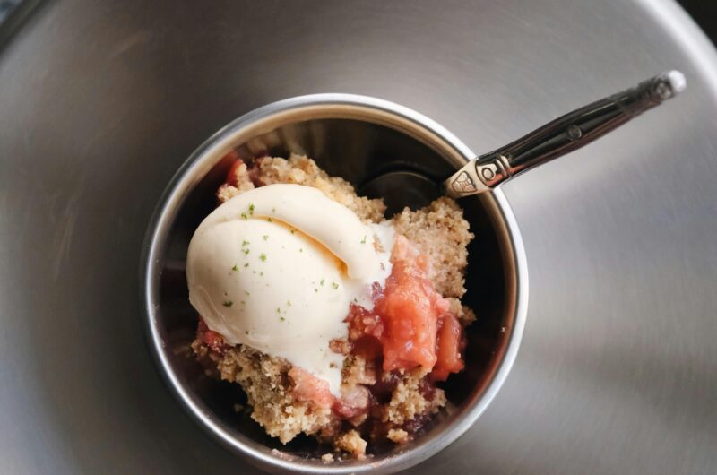  Quick Mug Apple Crumble Cake