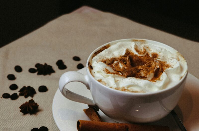 Cinnamon Dolce Iced Latte