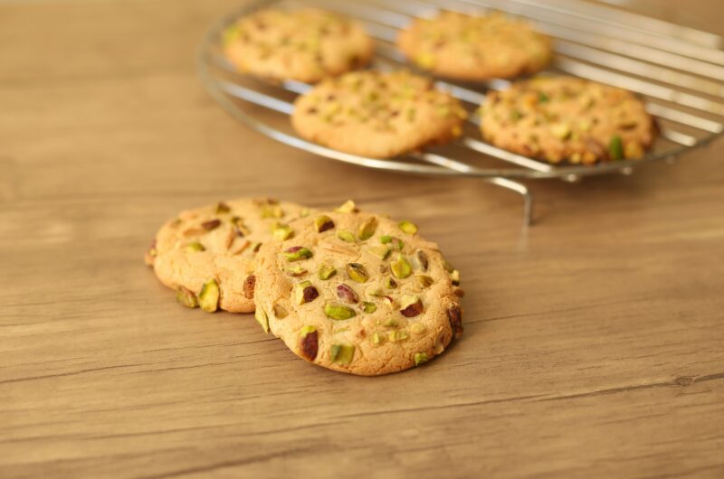 Pistachio and Cardamom Cookies