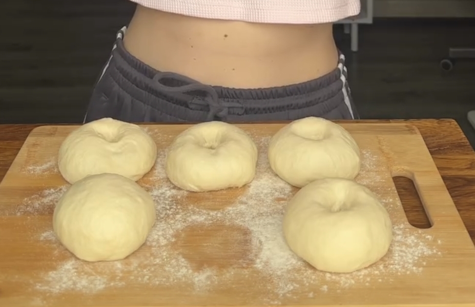 sourdough bagels recipe autolyse dough resting