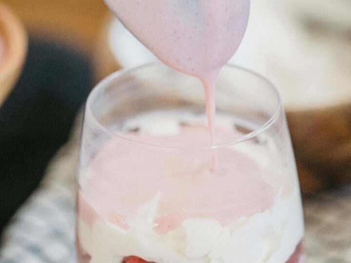 No-Bake Raspberry Chocolate Mousse Cups