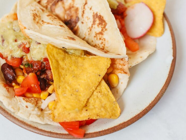 10 Minute Black Bean Tacos